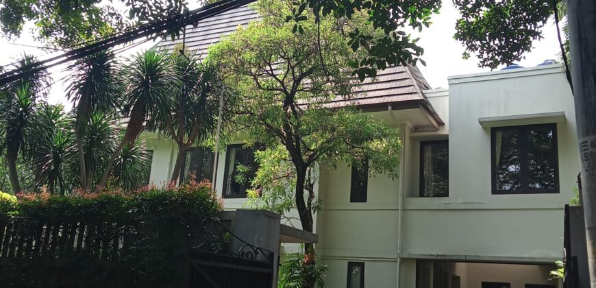 Rumah Dikawasan Exclusive Kebayoran Baru