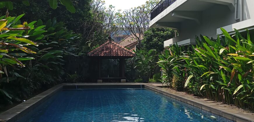 Rumah Dikawasan Exclusive Kebayoran Baru