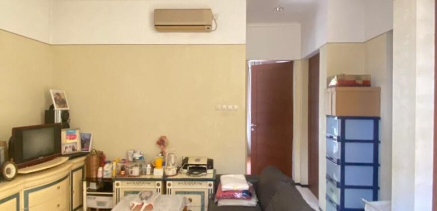 Dijual Rumah Dalam Townhouse Kawasan Kemang