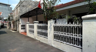 DIJUAL RUMAH KAWASAN TEBET KEBON BARU