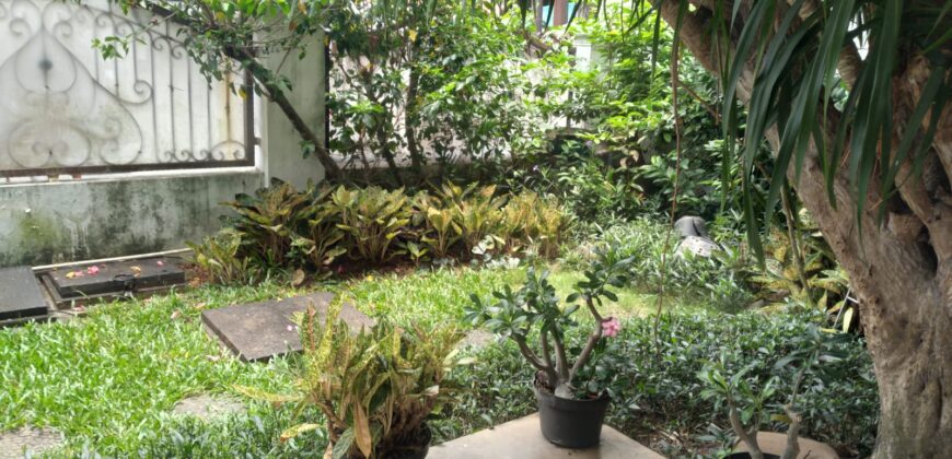 Dijual Rumah Dengan Lokasi Strategis di Kebayoran Baru
