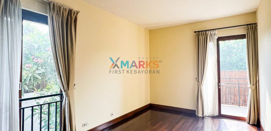 Townhouse Kemang lokasi dekat Kemang raya strategis Harga siap rugi