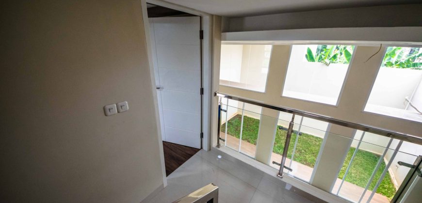 Rumah Strategis Modern Simpatupang Residence