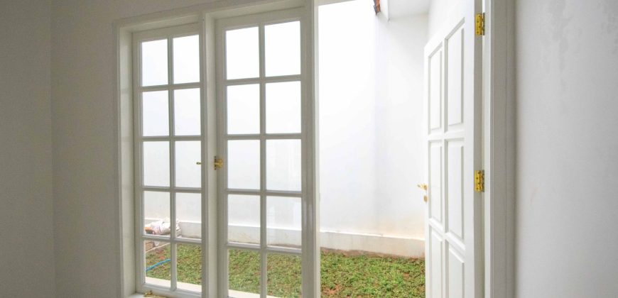 Dijual Rumah 2 lantai Jatipadang Jakarta Selatan