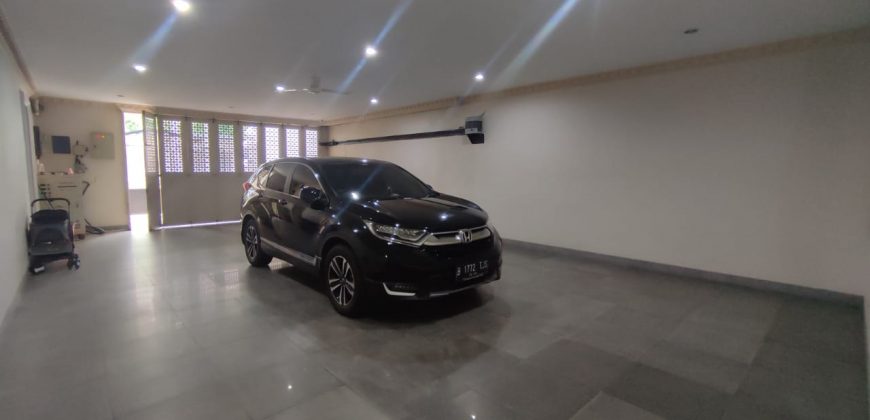 Dijual Rumah Mewah Di Kelapa Gading Semi Furnished