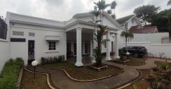 RUMAH DI KOMPLEKS BILLY MOON PONDOK KELAPA