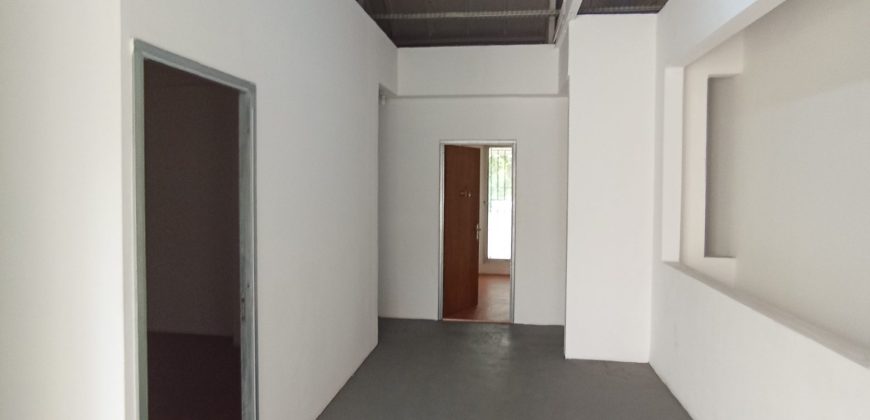 Dijual Rumah komersil 2 lantai di Kebayoran Baru
