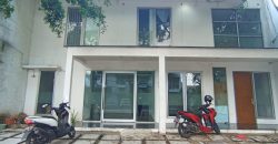Dijual Rumah komersil 2 lantai di Kebayoran Baru