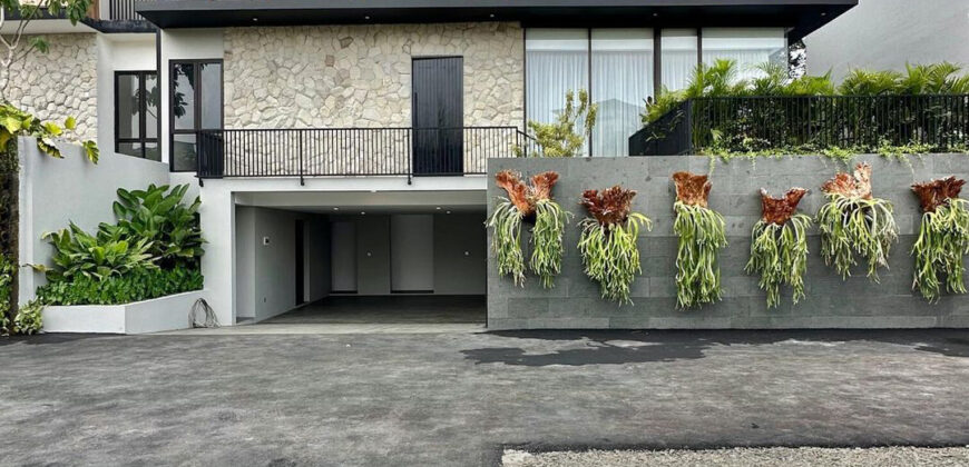 BRAND NEW HOUSE MODERN TROPICAL DESIGN