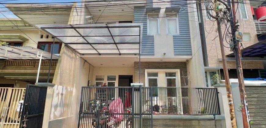 Dijual Rumah Baru Renovasi Taman Ratu Jakarta Barat