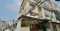 Dijual Ruko Hoek Dimensi 6 x 15 Taman Ratu Jakarta Barat