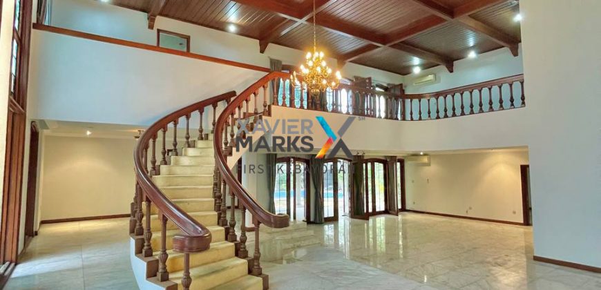 Dijual Rumah Klasik Bukit Golf Pondok Indah
