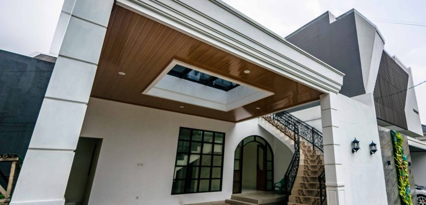 Dijual Rumah Dalam Townhouse Jati Padang