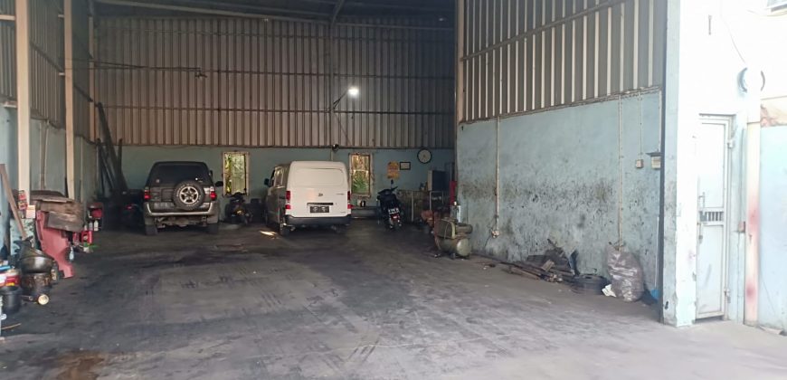 Dijual Gudang Ex Bengkel di Cikarang