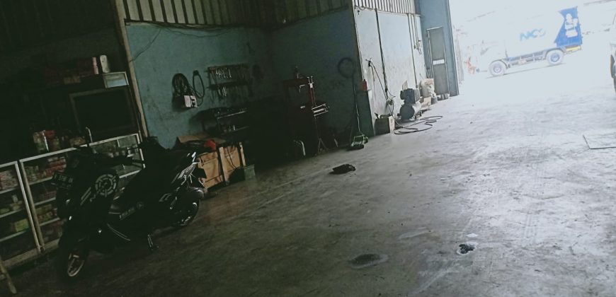 Dijual Gudang Ex Bengkel di Cikarang