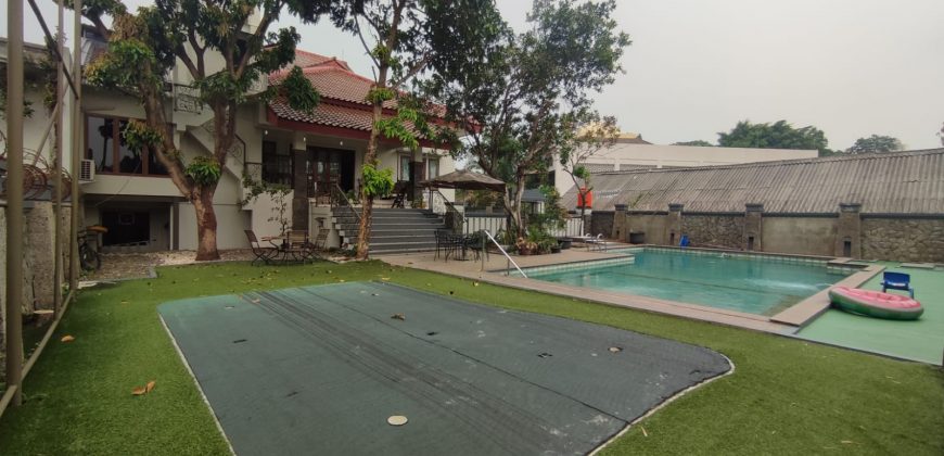 Dijual Rumah Hook 3.5 Lantai Di Kemang Timur Jakarta Selatan