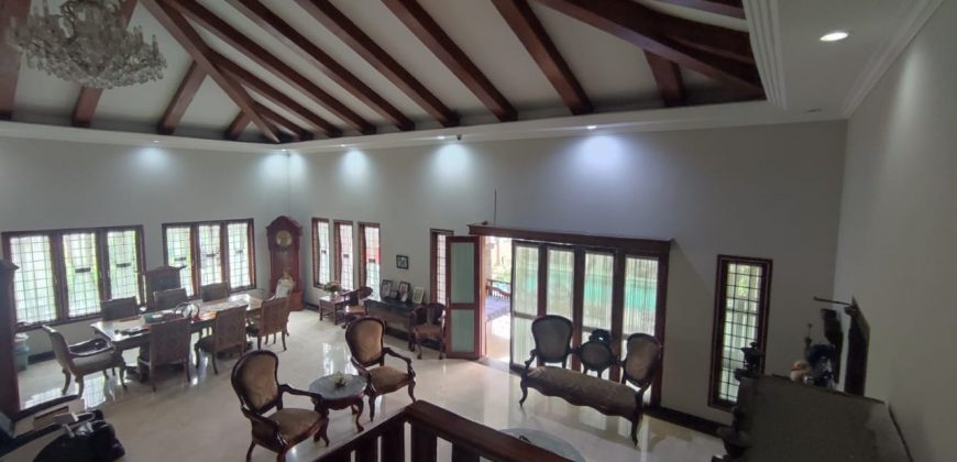 Dijual Rumah Hook 3.5 Lantai Di Kemang Timur Jakarta Selatan