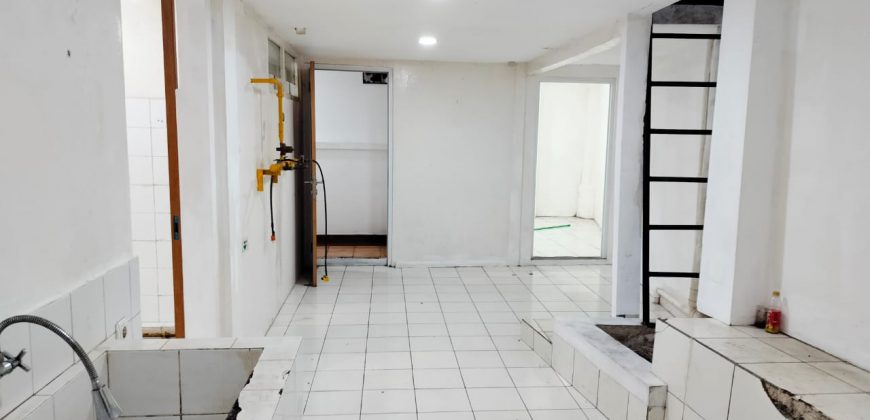 Disewakan Ruko Gandeng 1 Lantai Area Exclusive Tebet Raya