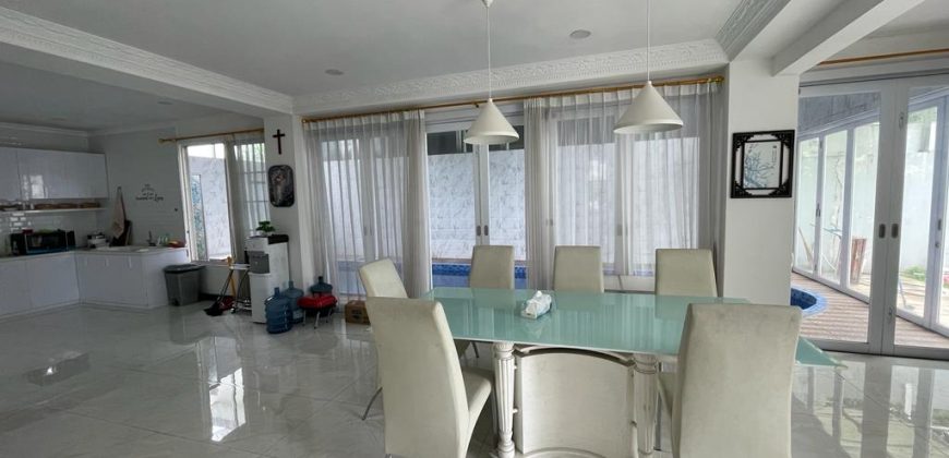 Dijual Modern Corner House di Private Cluster Lippo Karawaci
