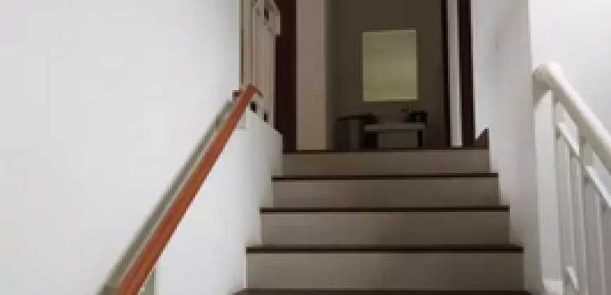 Disewakan Rumah Jl Fatmawati Raya Dalam Kompleks Semi Furnish