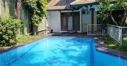 Dijual Rumah Tua Rapih di Kemang Komplek Exclusive