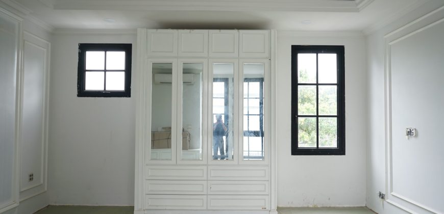 Brand New American Classic House Style Ragunan