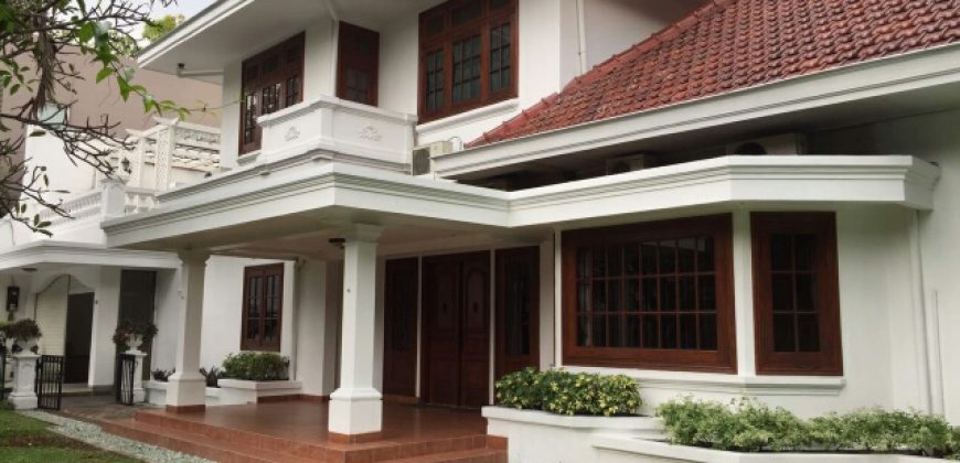 Disewakan Rumah Menteng Jakarta Pusat
