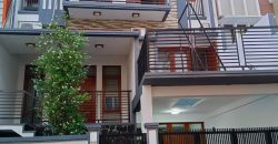 DIJUAL SEGERA RUMAH LUX 4 LANTAI DEKAT SUDIRMAN SEMANGGI