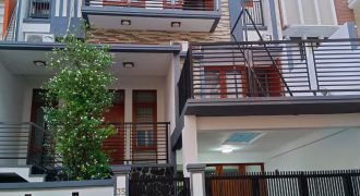 DIJUAL SEGERA RUMAH LUX 4 LANTAI DEKAT SUDIRMAN SEMANGGI