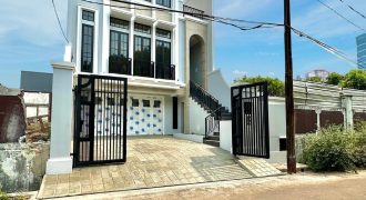 Brand New House Ampera Kemang 3 Lantai
