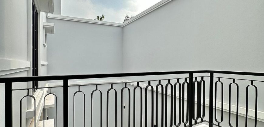Brand New House Ampera Kemang 3 Lantai