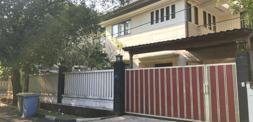 HOUSE FOR RENT DI KUNINGAN JAKARTA SELATAN