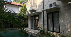 HOUSE FOR RENT DI KUNINGAN JAKARTA SELATAN