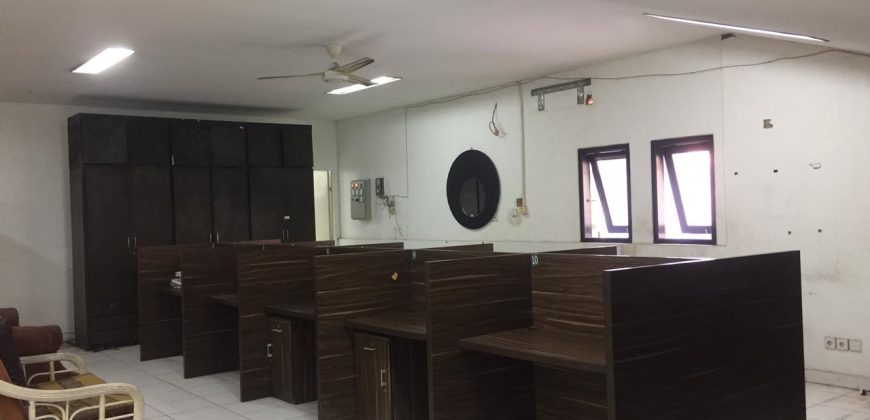 Dijual Rumah eks Kantor di Kemang