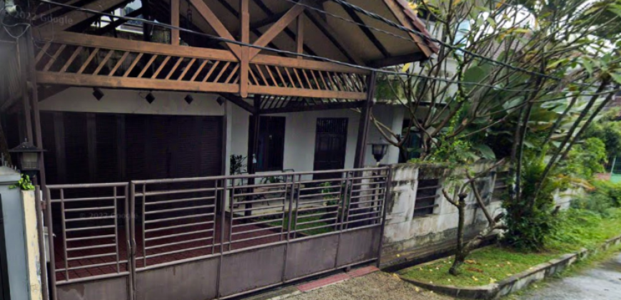 Dijual Rumah Lama di Dalam Perumahan Lokasi Hook