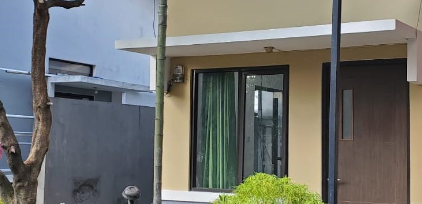 Dijual Rumah di Perumahan D golden Cinere