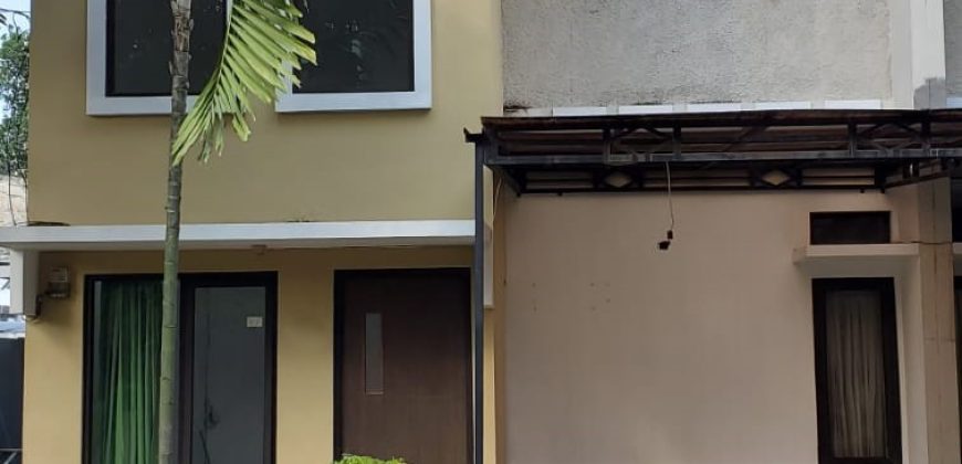 Dijual Rumah di Perumahan D golden Cinere