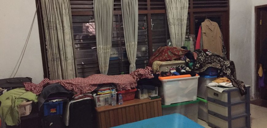 Dijual Cepat Rumah Lama Lahan Luas Lokasi Strategis Kemang
