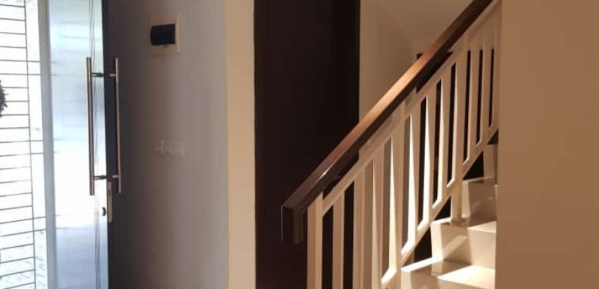 Dijual Rumah JGC Cluster North Mississip