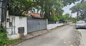 Dijual Cepat Rumah Lama Lahan Luas Lokasi Strategis Kemang