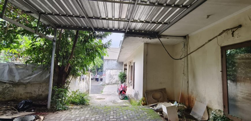 Dijual Rumah Lama Super Luas Di Kemang Selatan Harga Dibawah Njop
