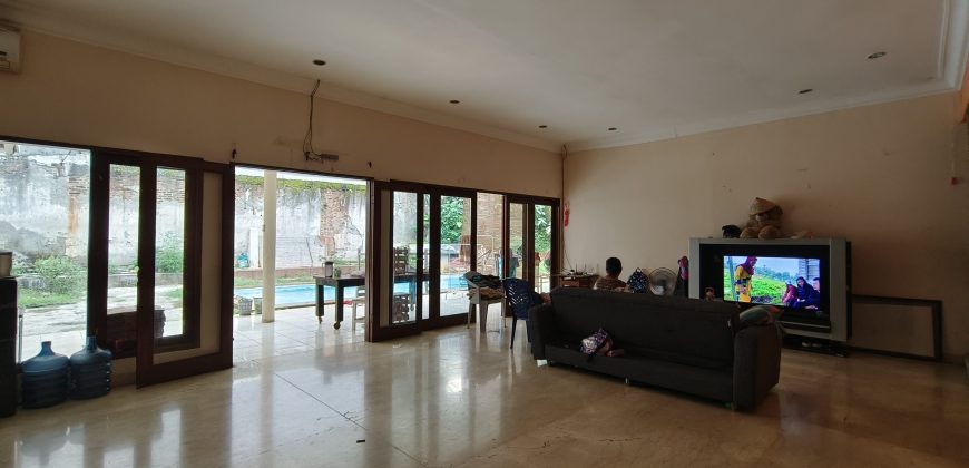 Dijual Rumah Lama Super Luas Di Kemang Selatan Harga Dibawah Njop