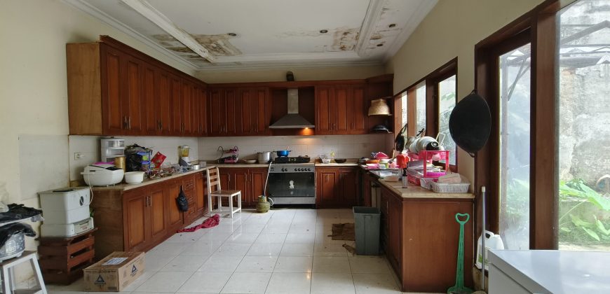 Dijual Rumah Lama Super Luas Di Kemang Selatan Harga Dibawah Njop