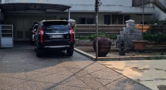 Dijual Rumah Bangunan Lama Duren Tiga