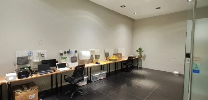 Dijual Ruang Usaha di Kemang Raya