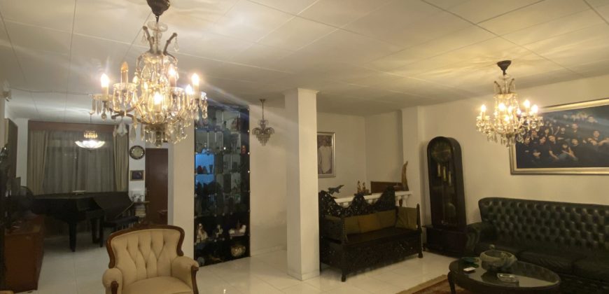 FOR SALE RUMAH KEBAYORAN BARU JAKARTA SELATAN