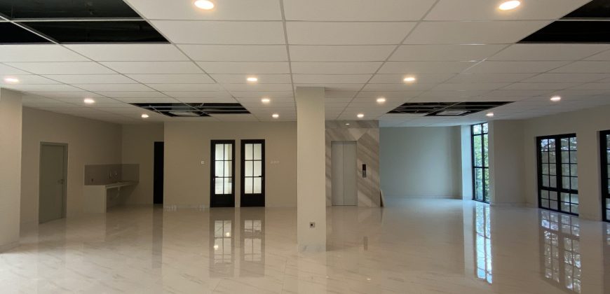 FOR SALE BRAND NEW OFFICE BUILDING STRATEGICALLY LOCATED