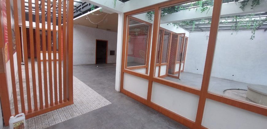 Disewakan Ruko Exclusive Area Kemang Cocok Untuk Cafe And Resto