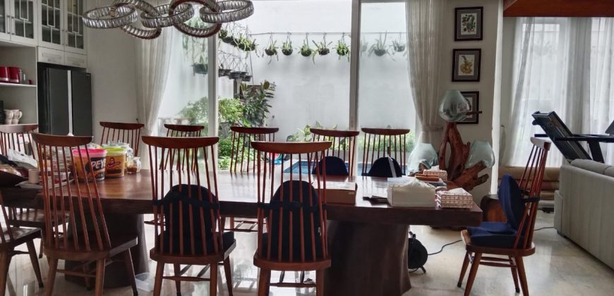 Dijual Rumah Pondok Indah Jakarta Selatan