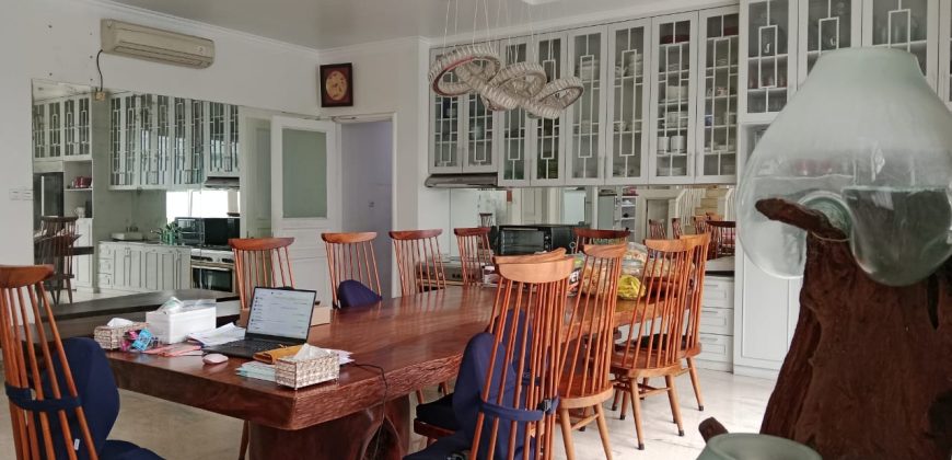 Dijual Rumah Pondok Indah Jakarta Selatan